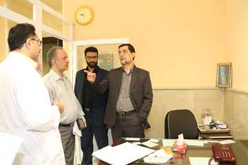 بازدید سرزده رئیس دانشگاه علوم بهزیستی و توانبخشی از مرکز آموزشی درمانی روانپزشکی رازی